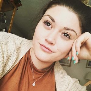 Meet your Posher, Aleke